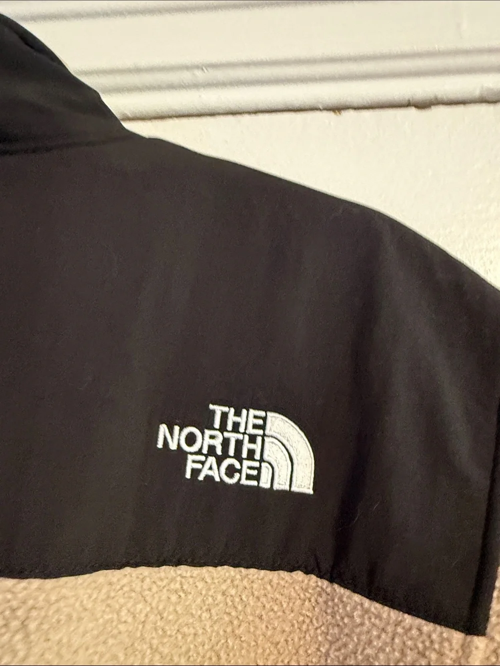 The North Face Men's Tan and Black Fleece Shirt Jacket